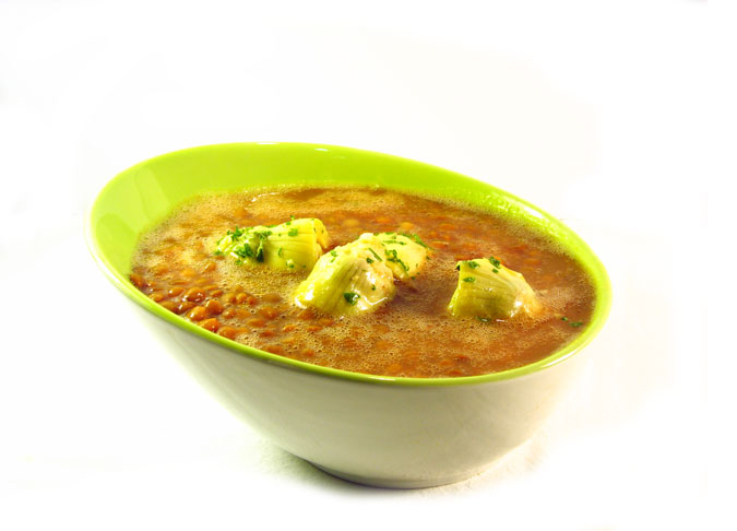 Alubias con albahaca, piñones y parmesano