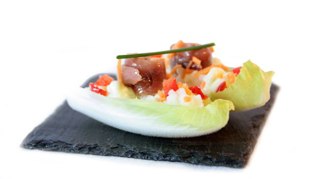 Aguacates rellenos de ceviche