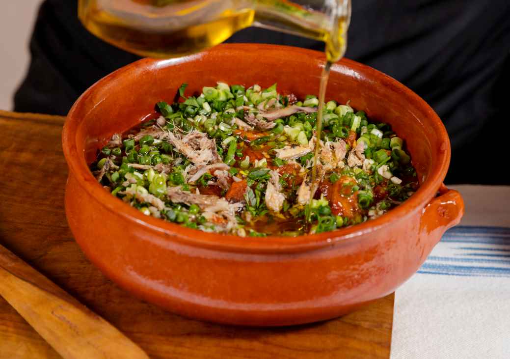 Angurri eta feta entsalada